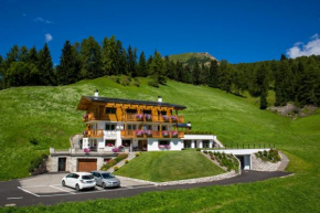 Apartments La Mana Santa Cristina Valgardena